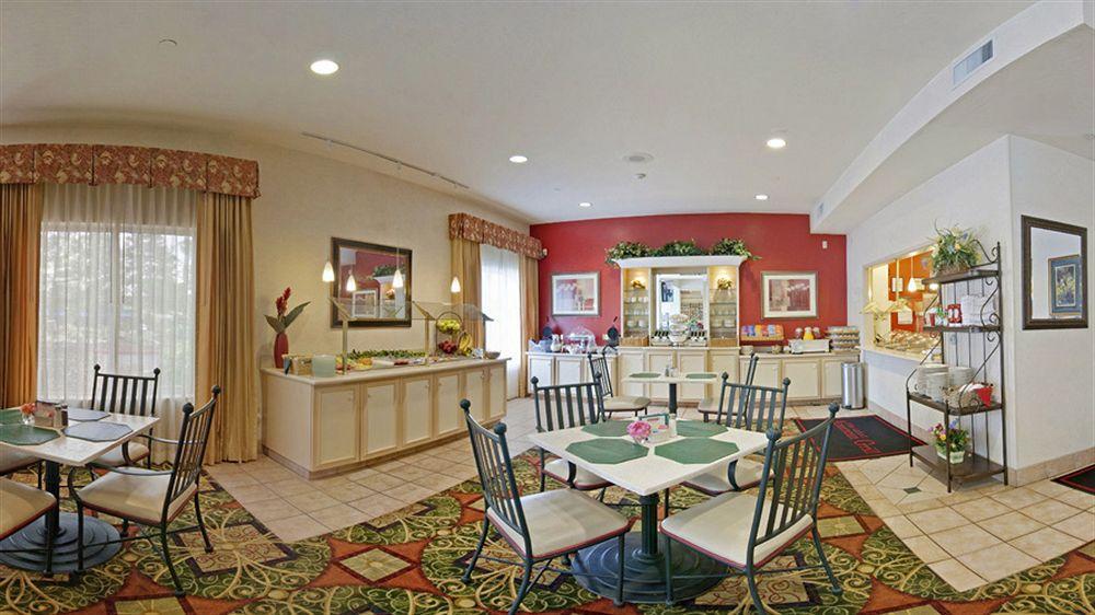 Hilton Garden 3*